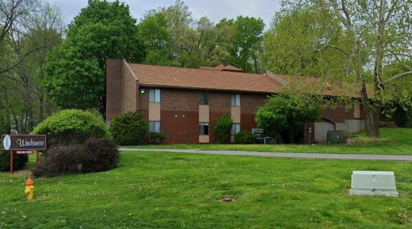 046dee_8a38a128dd3d41999d44f47067299126_mv2 Windemere Healthcare Center